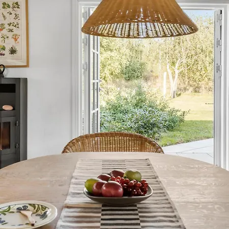 Casa vacanze Amazing In With Kitchen